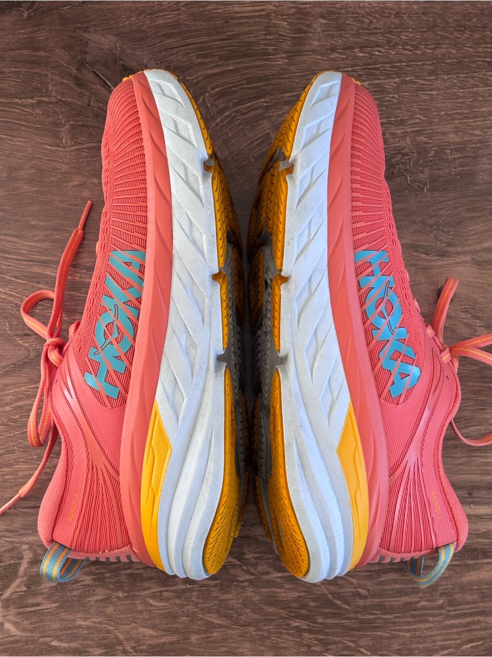 HOKA Bondi 7 Women’s Size 8 Coral Cushioned Running Shoes - Picture 7 of 12